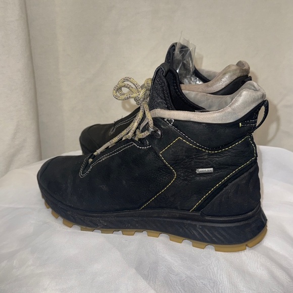Ecco Exostrike GTX Women's Black High Top Hiking Boot Leather Gortex Size US 6 - Picture 3 of 9